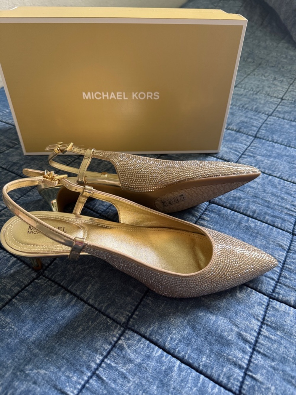 New! DoreenFlex Kitten sling Hot  Fix Stones Gold size 7 - Picture 4 of 5